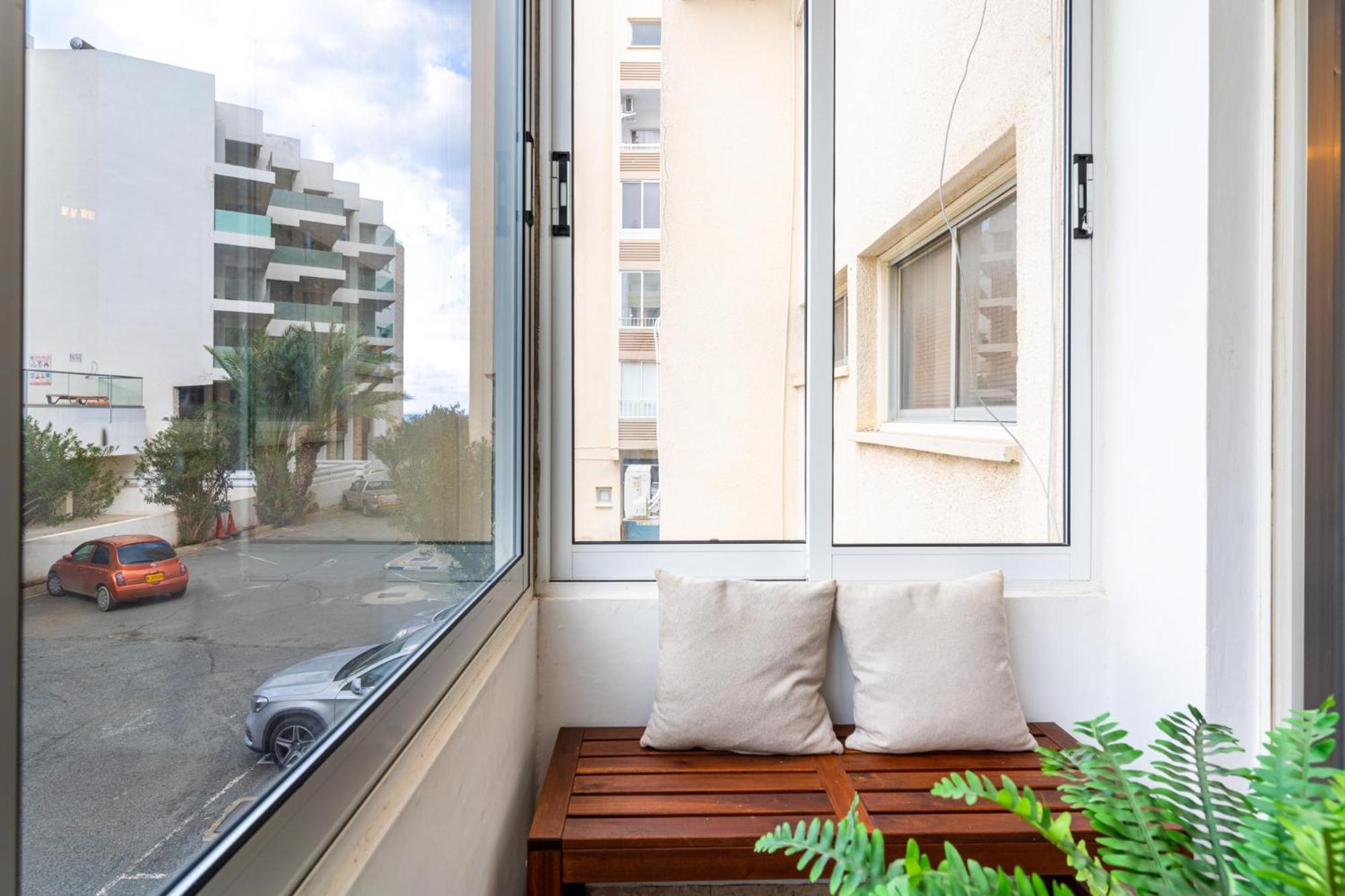 Apartment Amaracus 1-bedroom In *